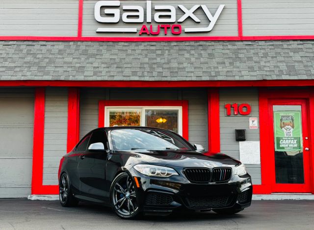 2016 BMW 2 Series M235i RWD photo