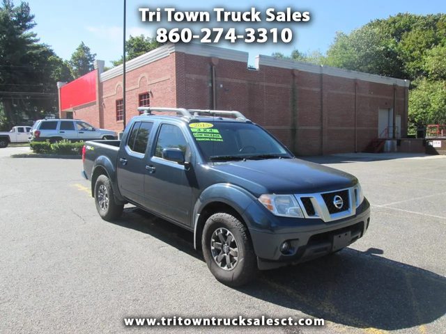 2015 Nissan Frontier PRO-4X 4WD photo