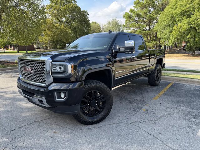 2015 GMC Sierra 2500HD Denali 4WD photo