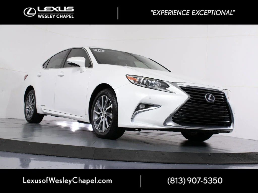 2016 Lexus ES Hybrid FWD photo