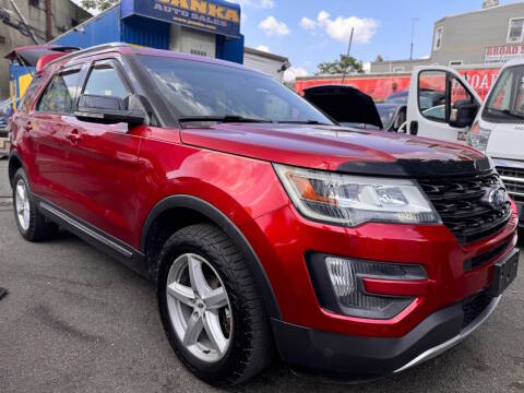 2016 Ford Explorer XLT 4WD photo