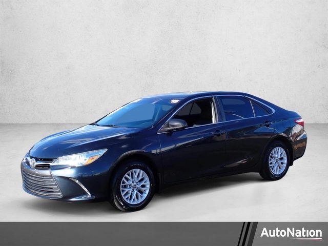 2016 Toyota Camry LE FWD photo