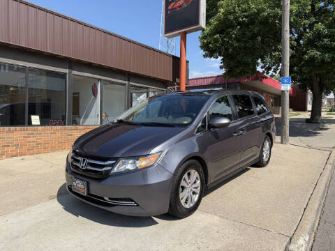 2016 Honda Odyssey EX-L FWD photo