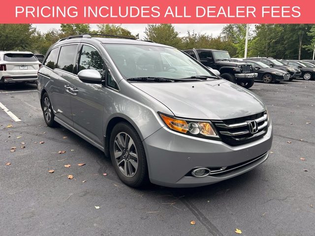 2016 Honda Odyssey Touring FWD photo