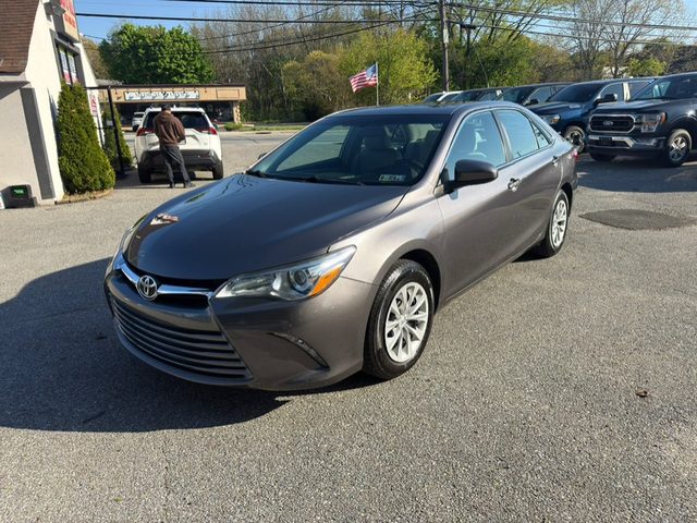 2016 Toyota Camry LE FWD photo