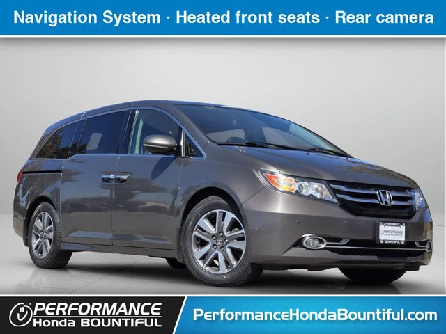 2016 Honda Odyssey Touring FWD photo