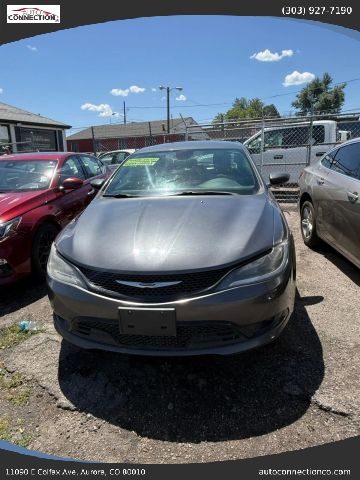 2016 Chrysler 200 S FWD photo