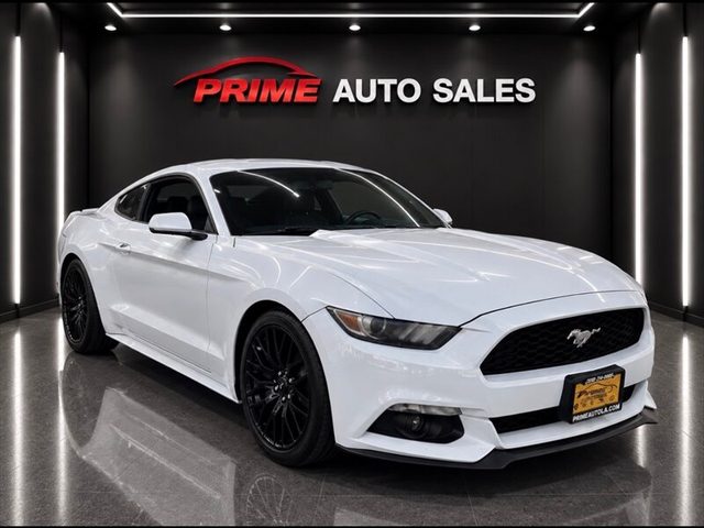 2016 Ford Mustang EcoBoost RWD photo