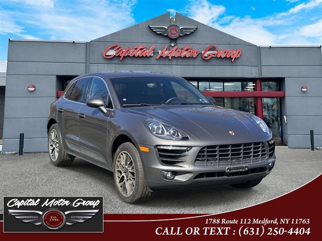 2016 Porsche Macan S AWD photo
