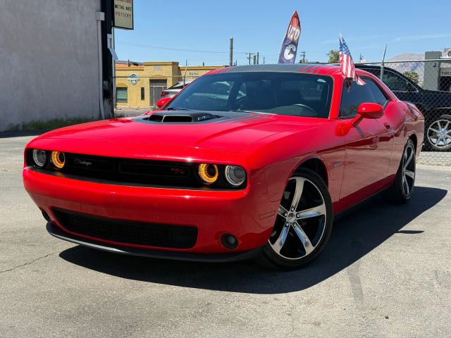 2015 Dodge Challenger R/T Plus Shaker RWD photo