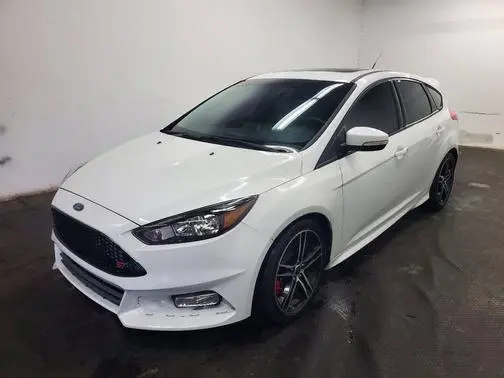 2016 Ford Focus ST FWD photo