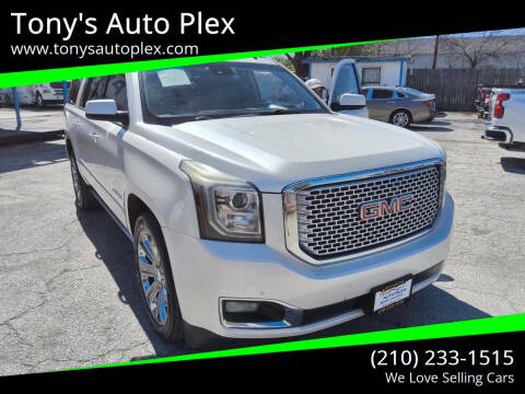 2015 GMC Yukon XL Denali RWD photo