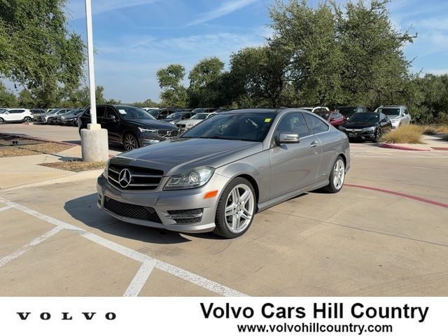 2015 Mercedes-Benz C-Class C 250 RWD photo