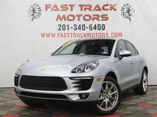 2016 Porsche Macan S AWD photo