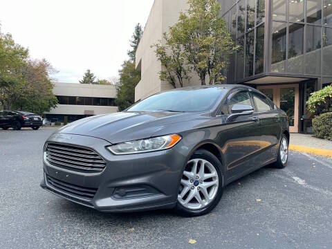 2015 Ford Fusion SE FWD photo
