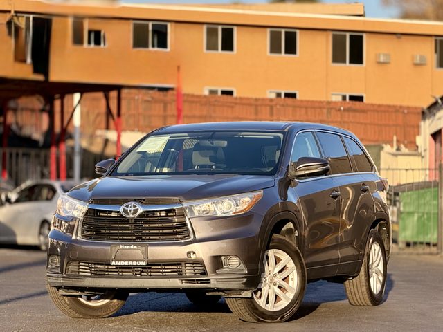 2015 Toyota Highlander LE FWD photo