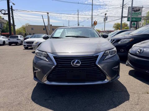 2016 Lexus ES FWD photo