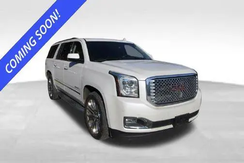 2016 GMC Yukon XL Denali 4WD photo