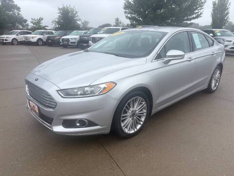 2016 Ford Fusion SE FWD photo