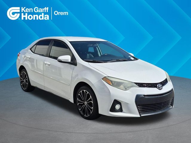 2016 Toyota Corolla S FWD photo
