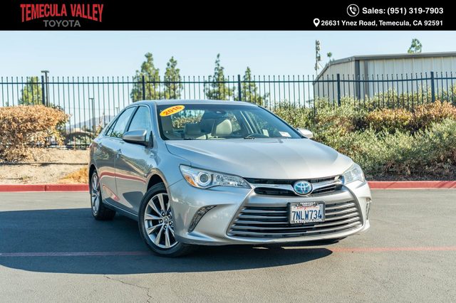 2016 Toyota Camry XLE FWD photo
