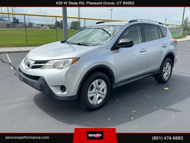 2015 Toyota RAV4 LE AWD photo