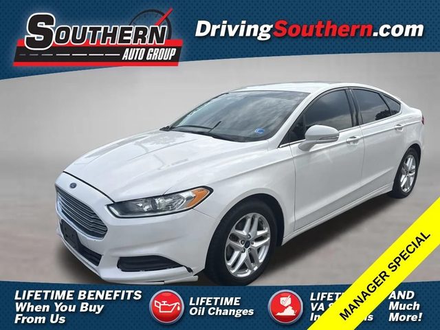 2016 Ford Fusion SE FWD photo