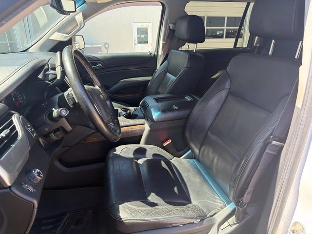2016 Chevrolet Suburban LT RWD photo