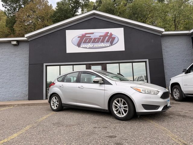 2015 Ford Focus SE FWD photo