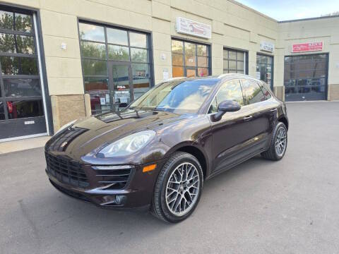2016 Porsche Macan S AWD photo