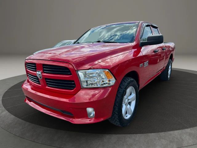 2016 Ram 1500 Express 4WD photo