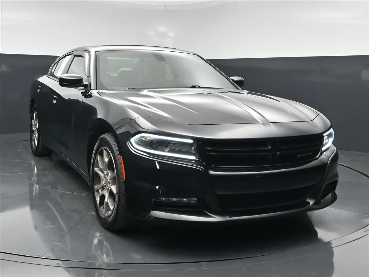 2016 Dodge Charger SXT AWD photo