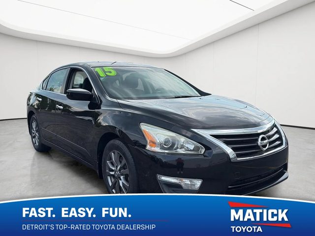2015 Nissan Altima 2.5 S FWD photo