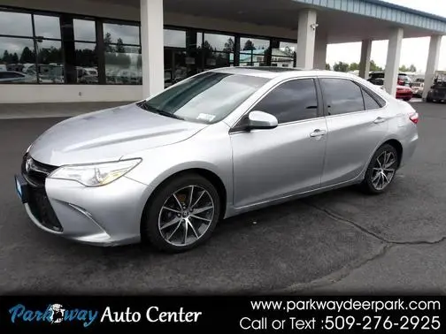 2016 Toyota Camry XSE FWD photo