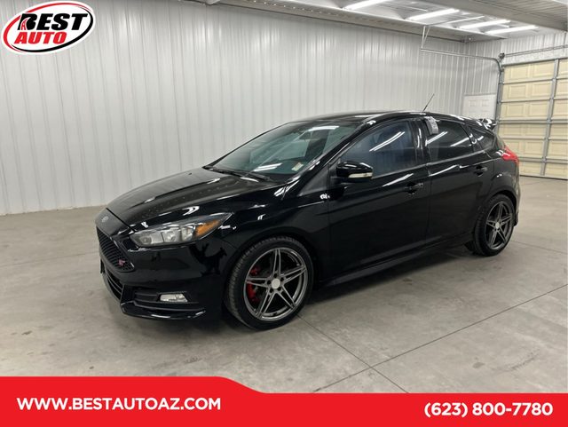 2015 Ford Focus ST FWD photo