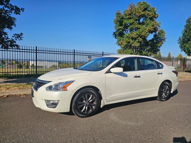 2015 Nissan Altima 2.5 S FWD photo