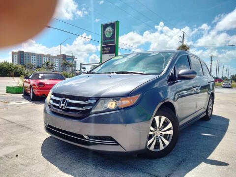 2016 Honda Odyssey SE FWD photo