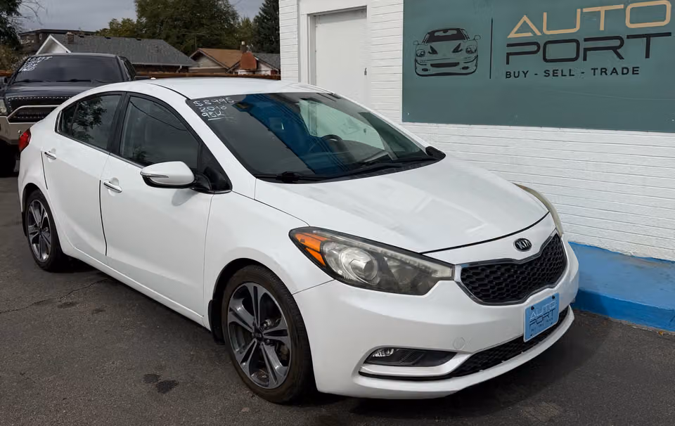 2016 Kia Forte EX FWD photo
