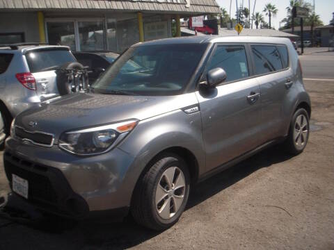 2016 Kia Soul Base FWD photo