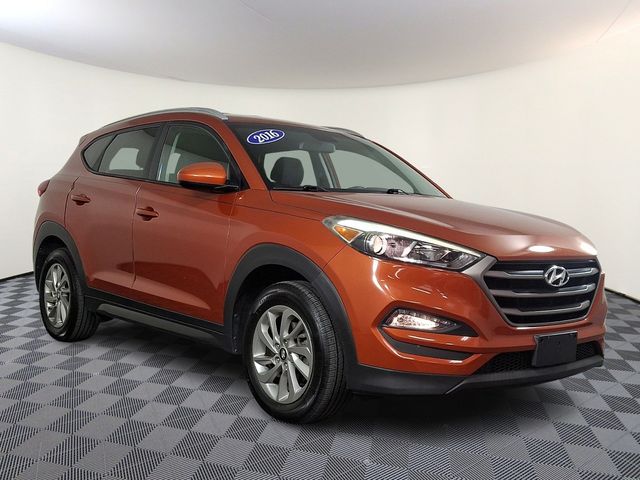 2016 Hyundai Tucson SE AWD photo