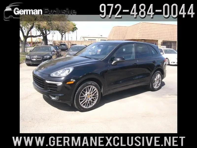 2016 Porsche Cayenne  AWD photo