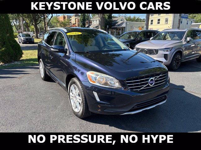 2016 Volvo XC60 T5 Premier AWD photo
