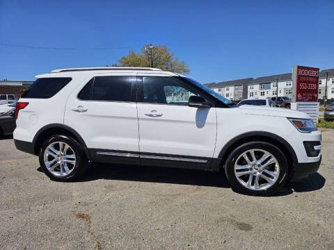 2016 Ford Explorer XLT 4WD photo