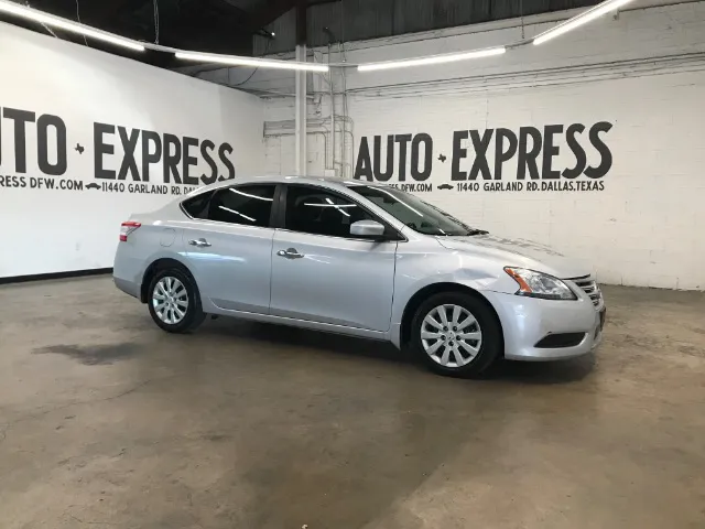 2015 Nissan Sentra SV FWD photo