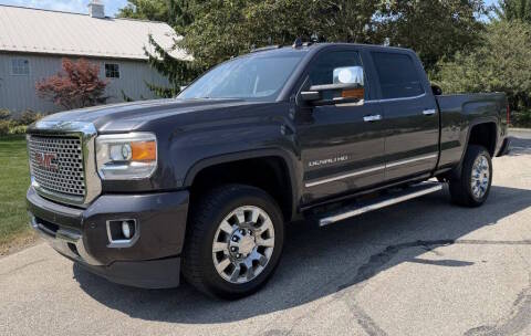 2016 GMC Sierra 2500HD Denali 4WD photo