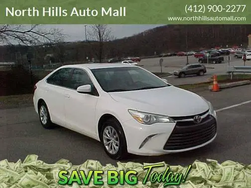 2016 Toyota Camry LE FWD photo
