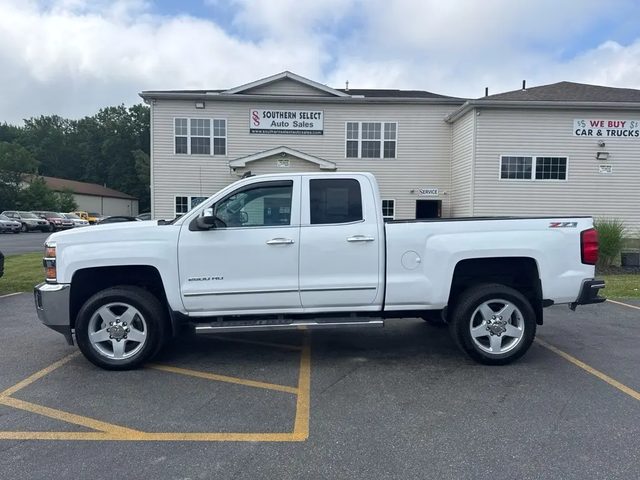 2015 Chevrolet Silverado 2500HD LTZ 4WD photo