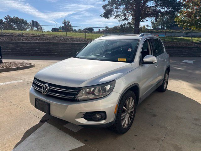 2016 Volkswagen Tiguan SE AWD photo