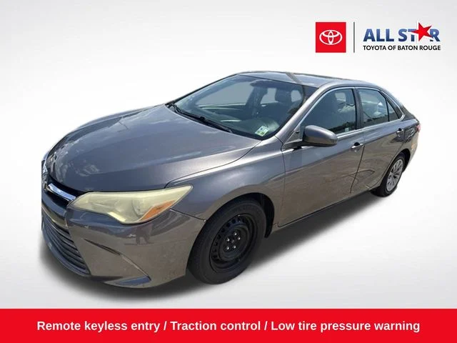 2016 Toyota Camry LE FWD photo