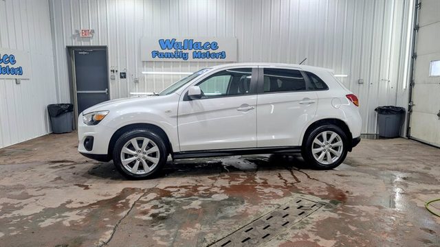 2015 Mitsubishi Outlander Sport 2.4 ES 4WD photo